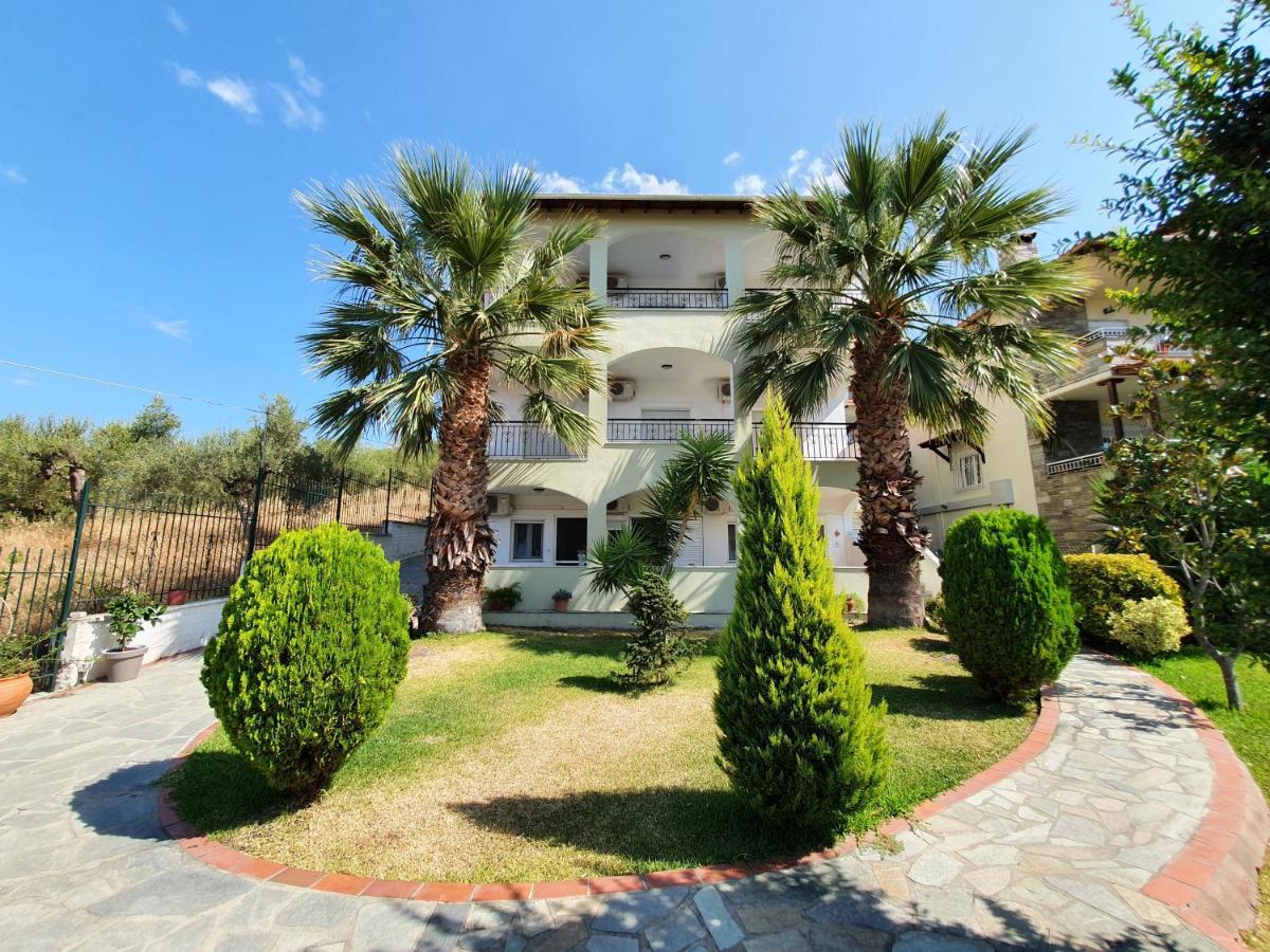 Hotel Pefko Neos Marmaras Esterno foto